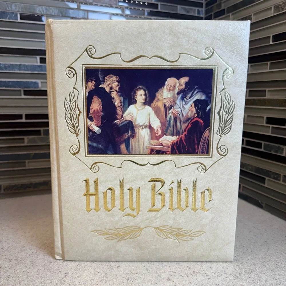New Heirloom Holy Bible Master Reference Edition KJV Red Letter 1988 Large Print